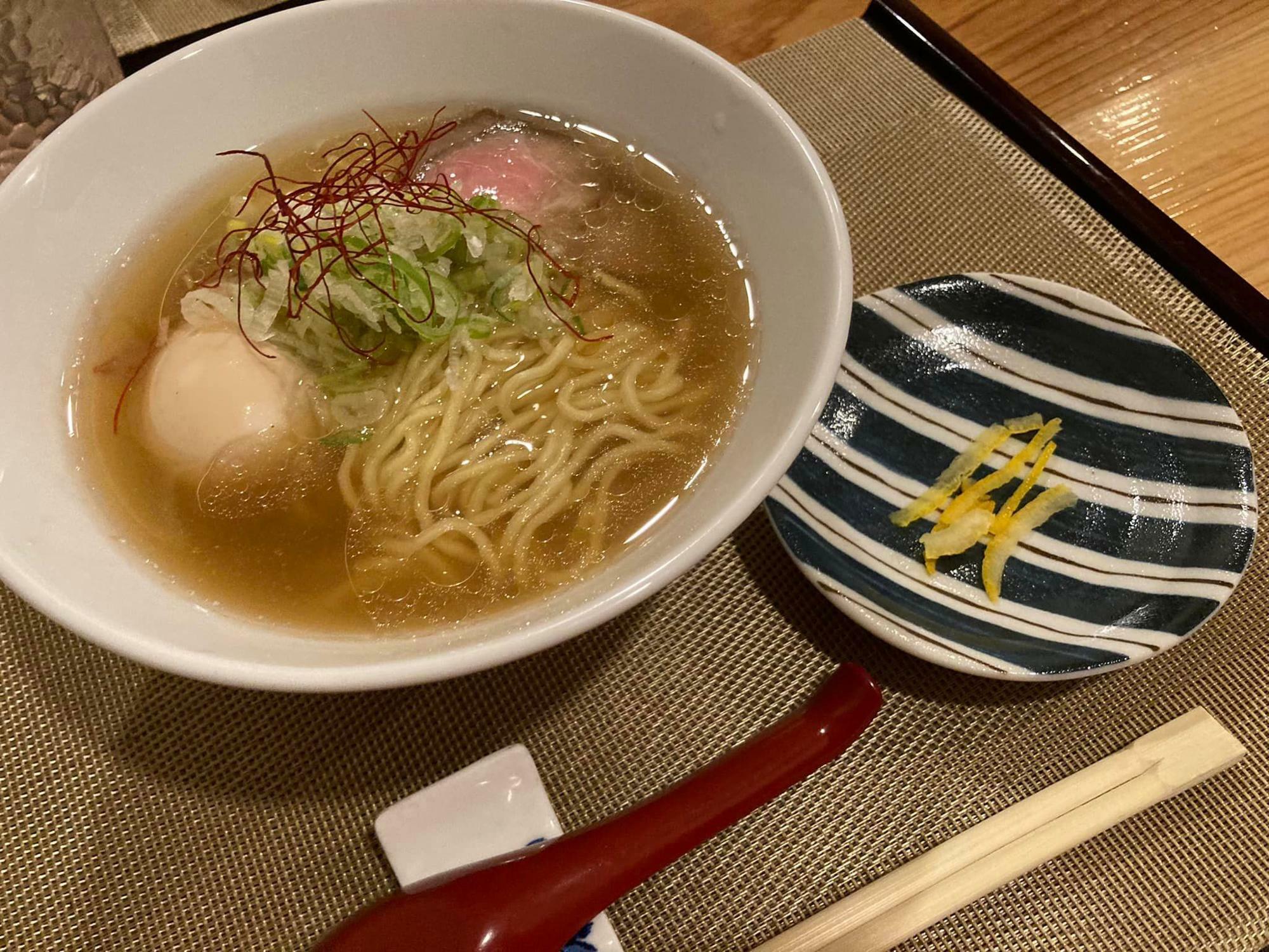 鯛だし塩らぁめん(900円)。