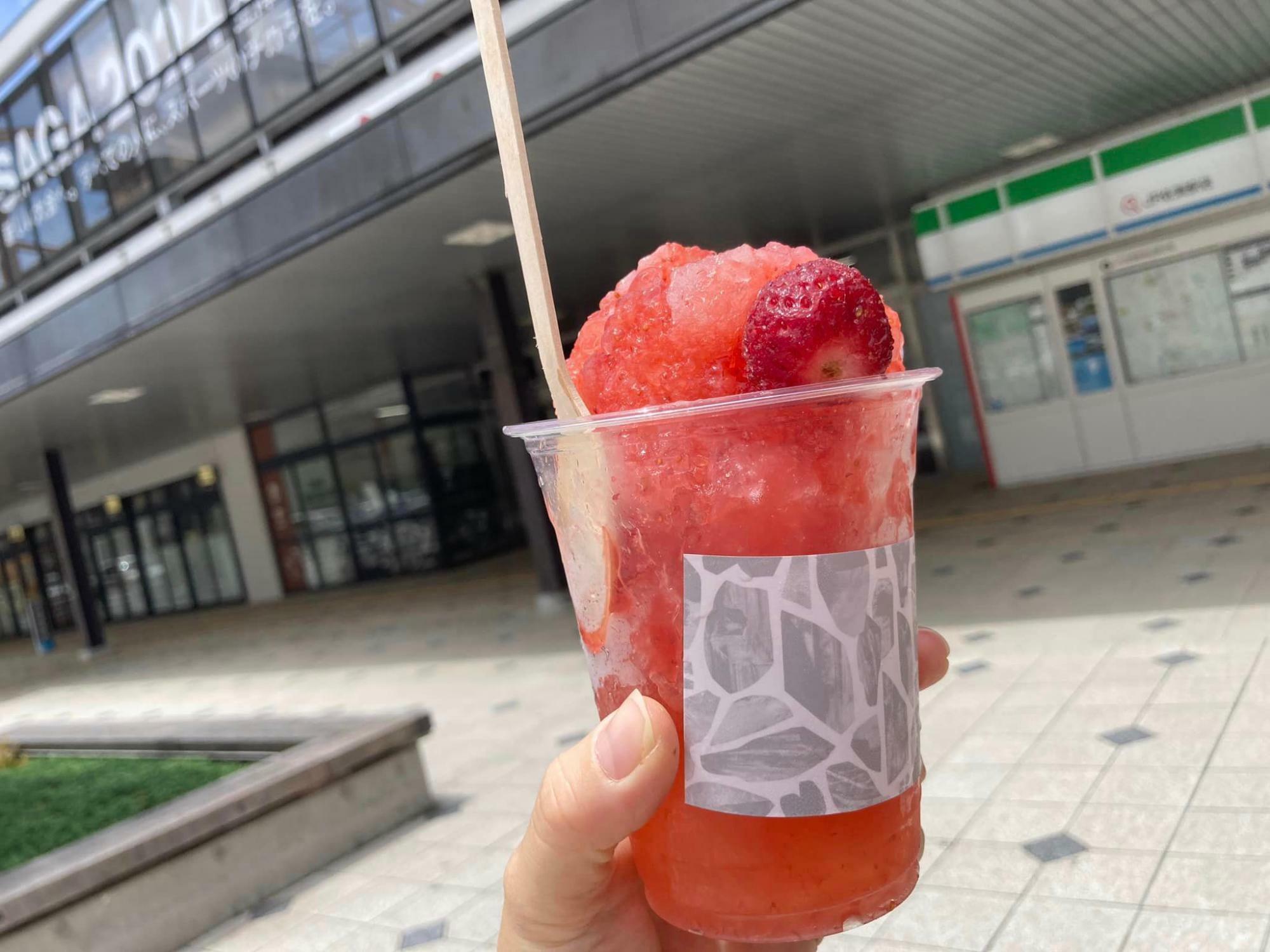 いちごのかき氷(350円)