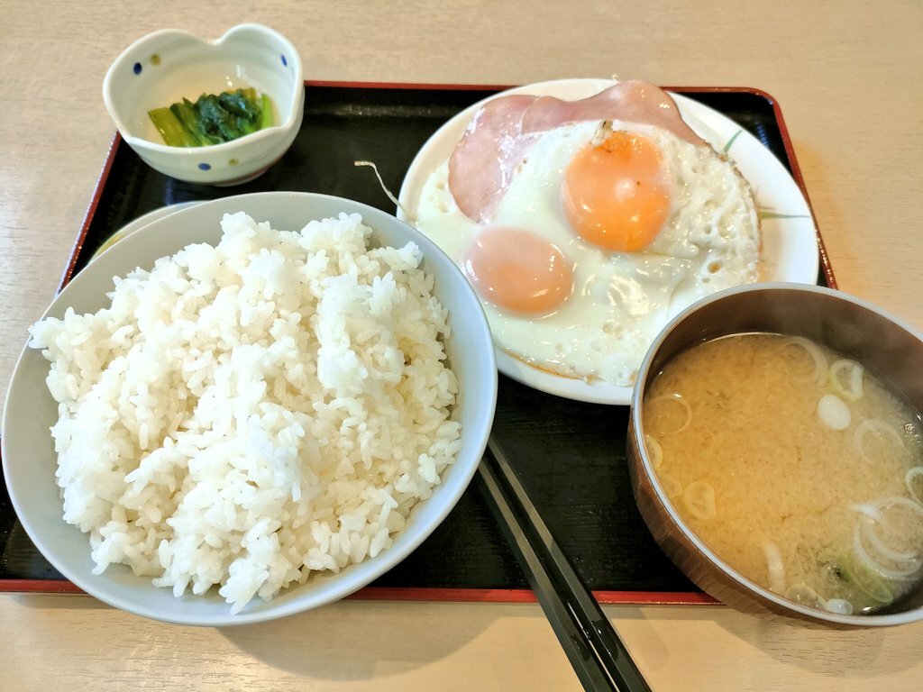 ご飯の量が多いので注意（笑）