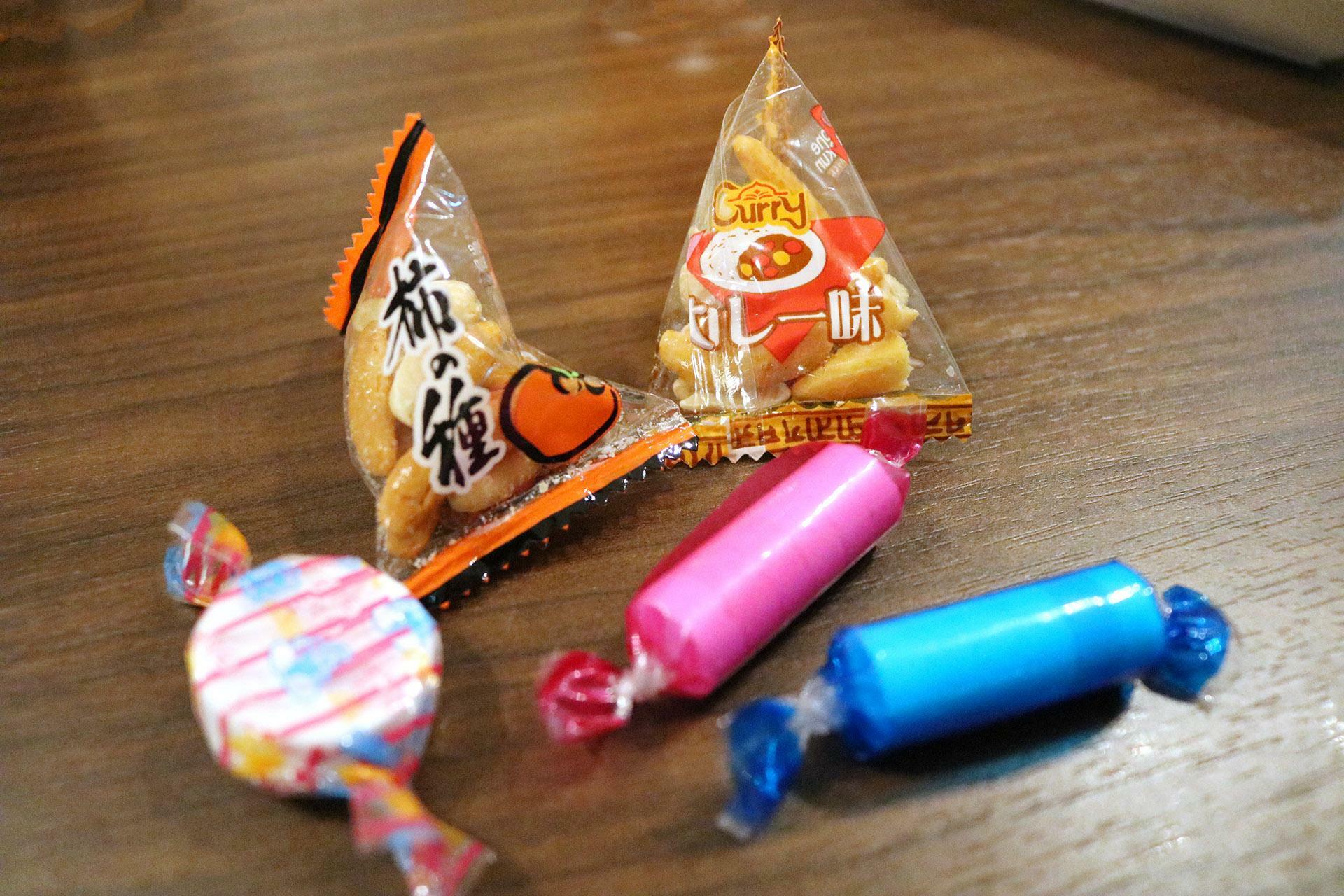 いろいろ食べられてうれしい小袋のお菓子