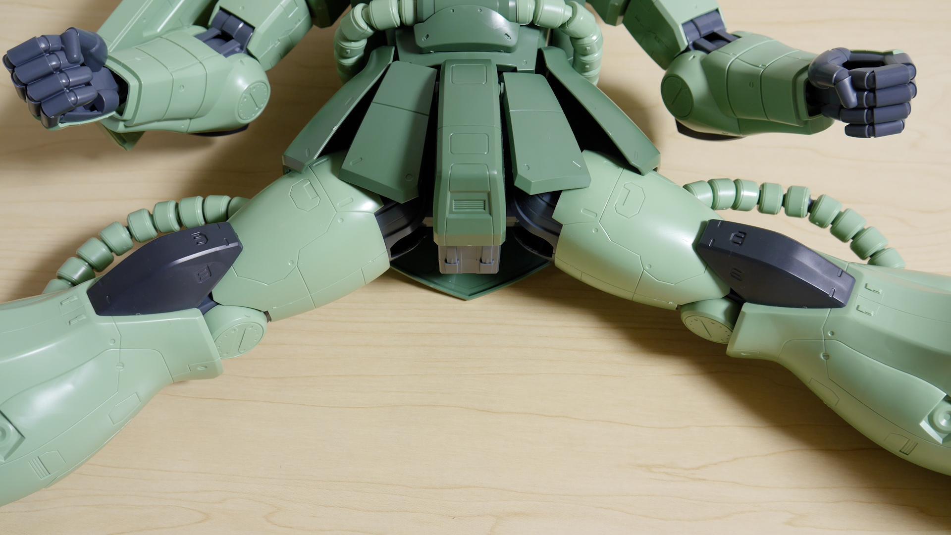 ガンプラ可動】見せてもらおうか！メガサイズザクの性能とやらを