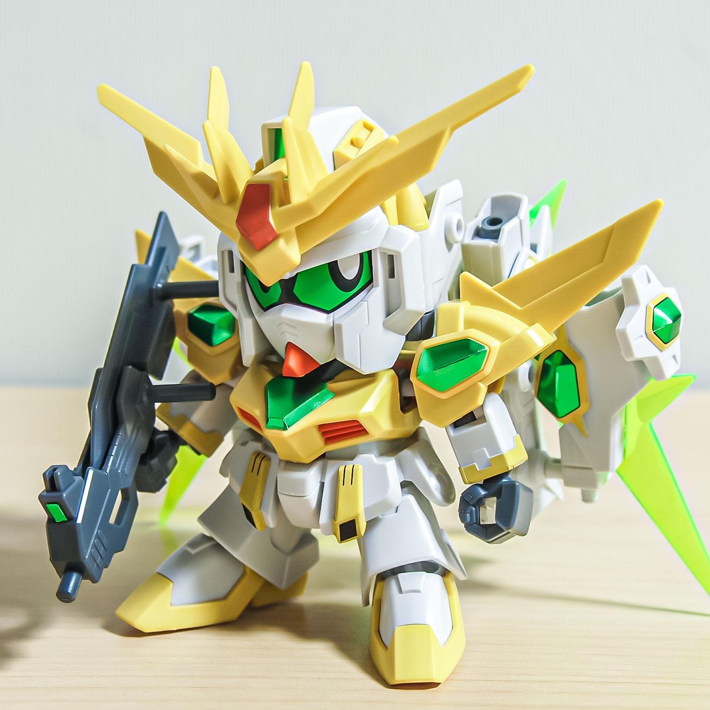 4月再販】驚きの4段変形！SDもリアルも楽しめるガンプラ！（シゲ