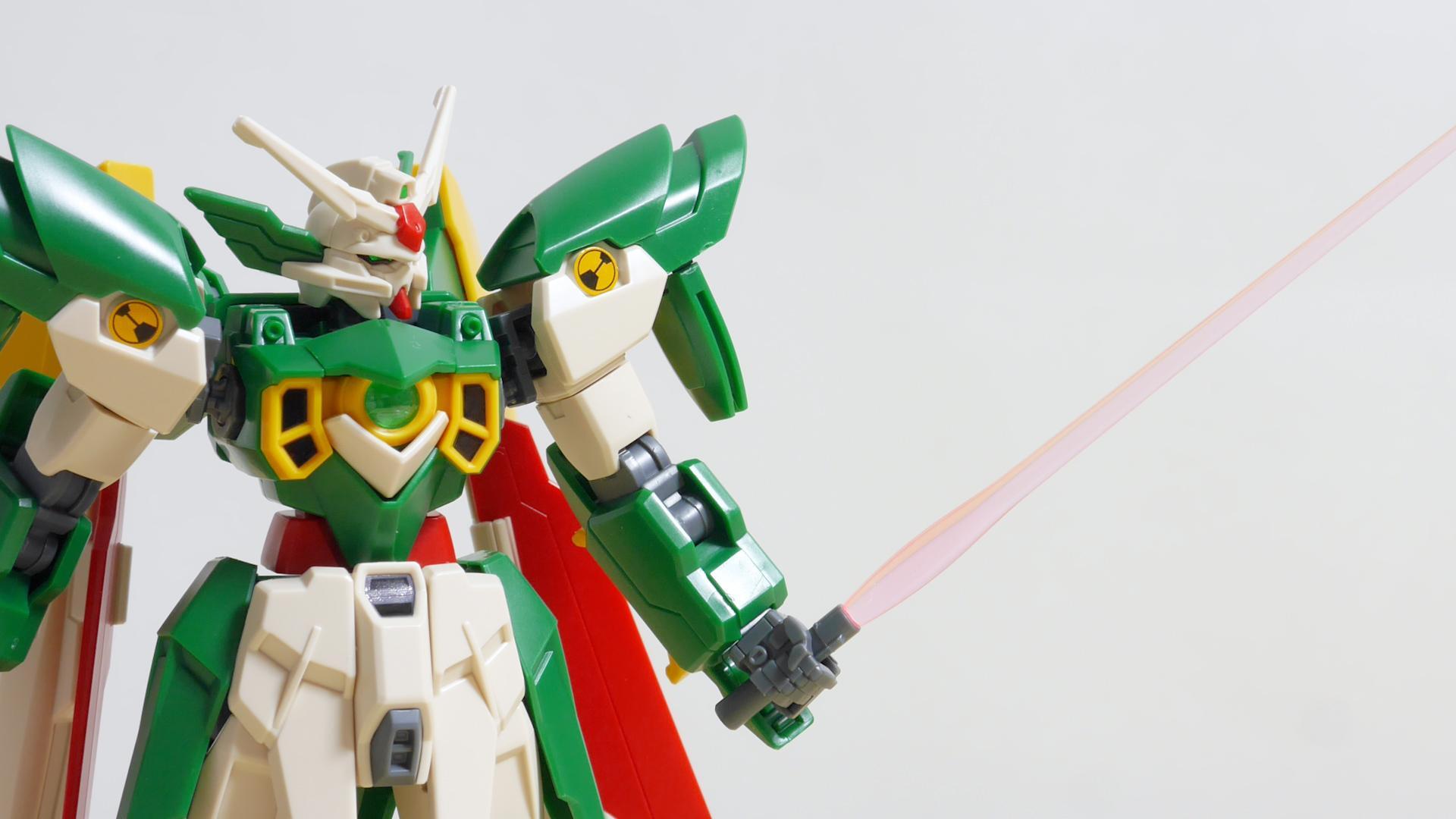 4月再販】ほぼ完全変形!3種類の銃器を扱うガンダムフェニーチェ 4月再販】ほぼ完全変形!3種類の銃器を扱うガンダムフェニーチェ