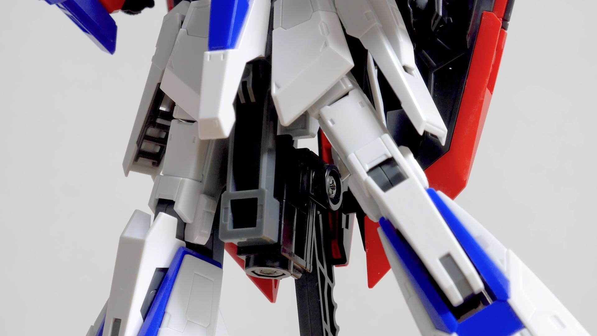 4月再販】ギミック満載!完全変形!でも難易度MAXなZガンダム 4月再販】ギミック満載!完全変形!でも難易度MAXなZガンダム