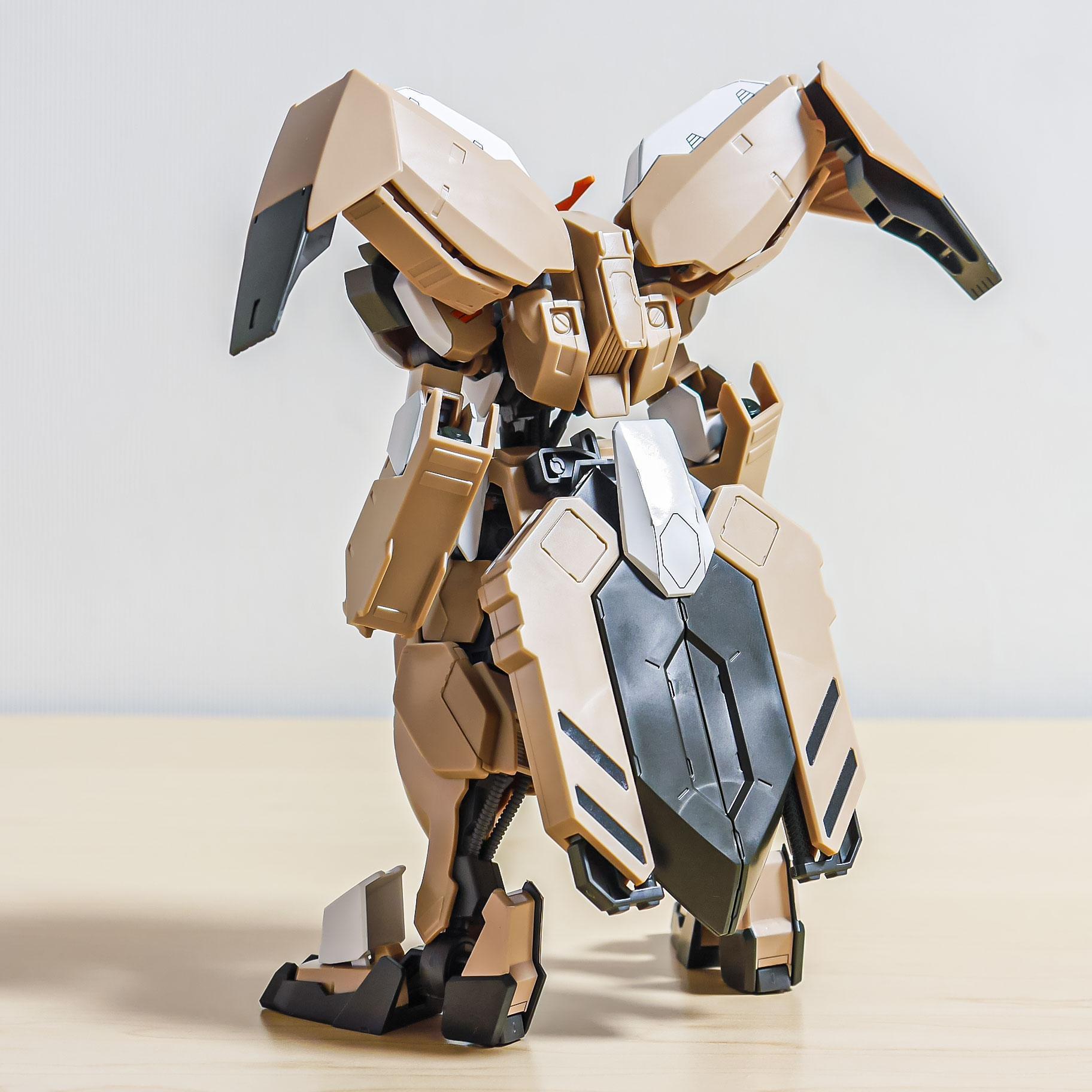 10月再販】リアアーマーが巨大なハサミに変形！近接戦に特化した