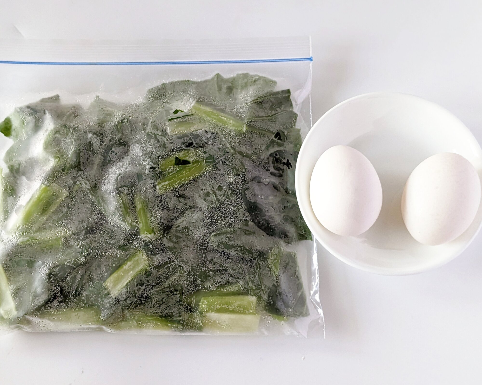 冷凍小松菜　卵