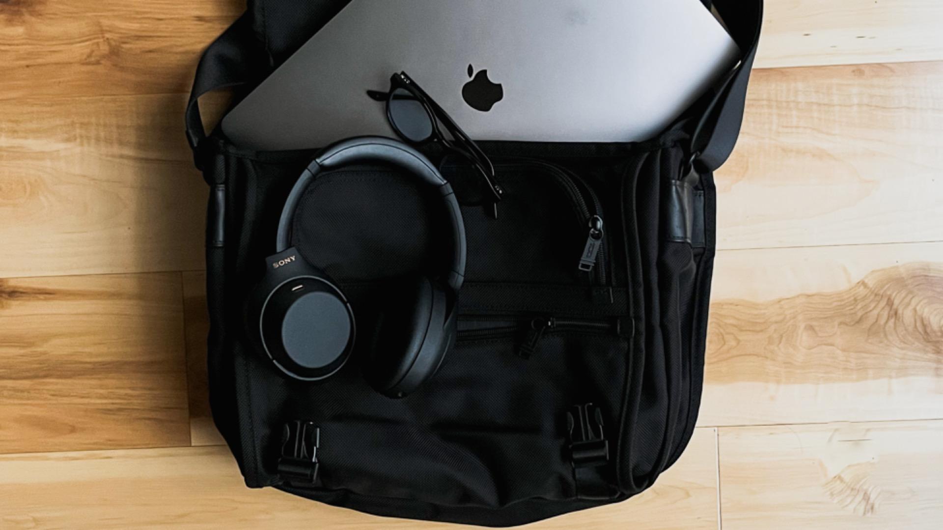 美品✨TUMI メッセンジャーバッグ ショルダーバッグ オールレザー 昔買ったTUMIのメッセンジャーバッグが今になって使いやすすぎた