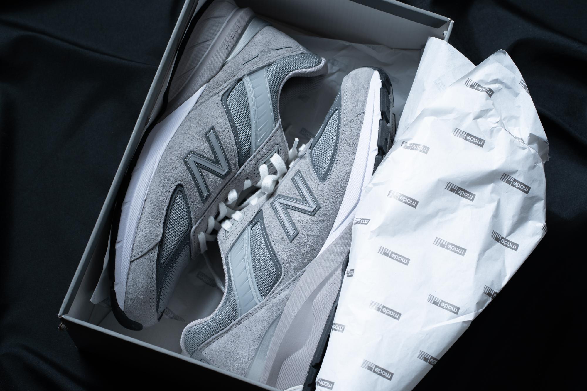 New Balance 990v5 グレー/ホワイト スニーカー やっぱりニューバランスはグレー？990v5がいつでもカッコイイ