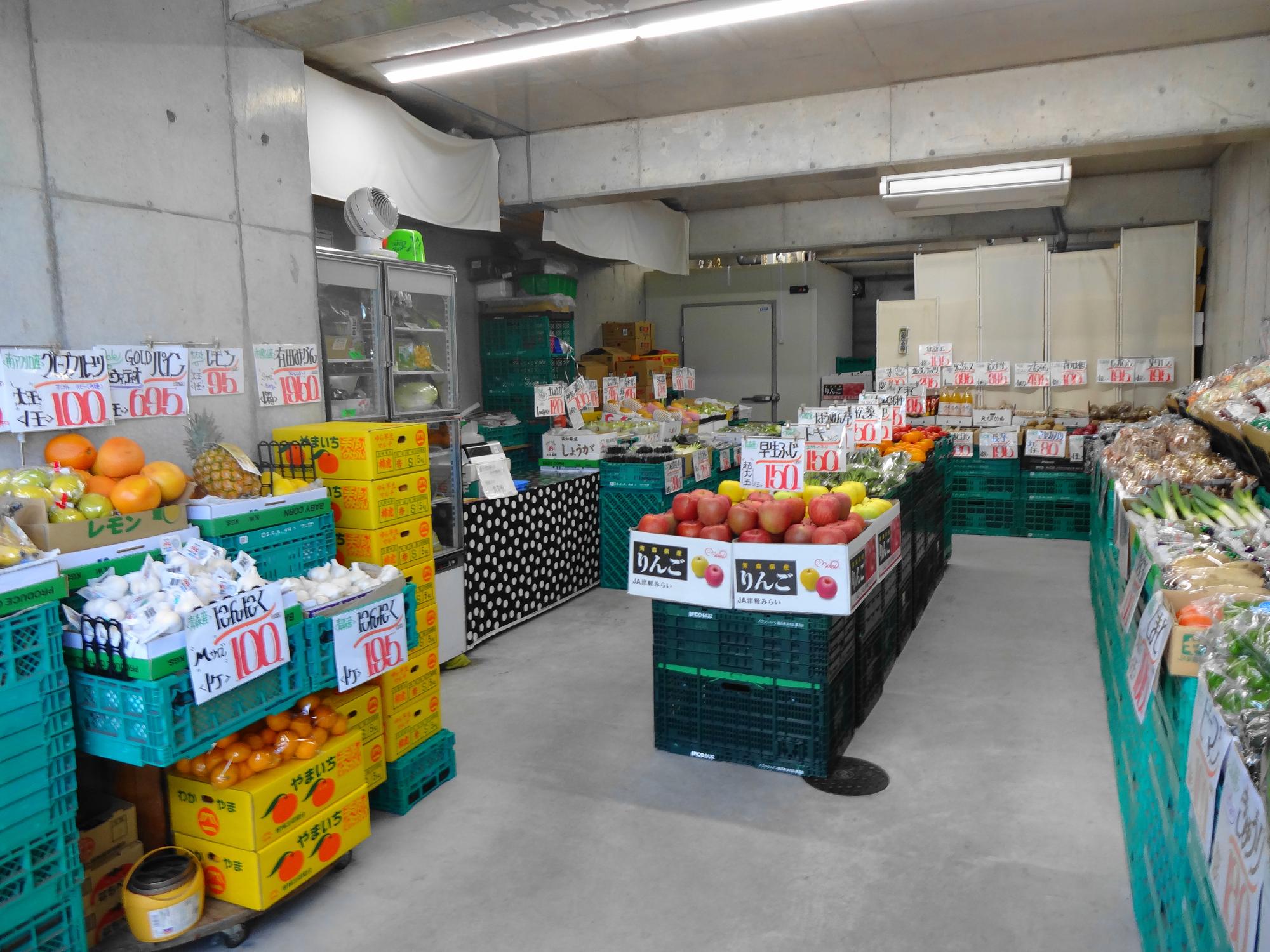野菜屋さんの必須アイテム！野菜陳列棚