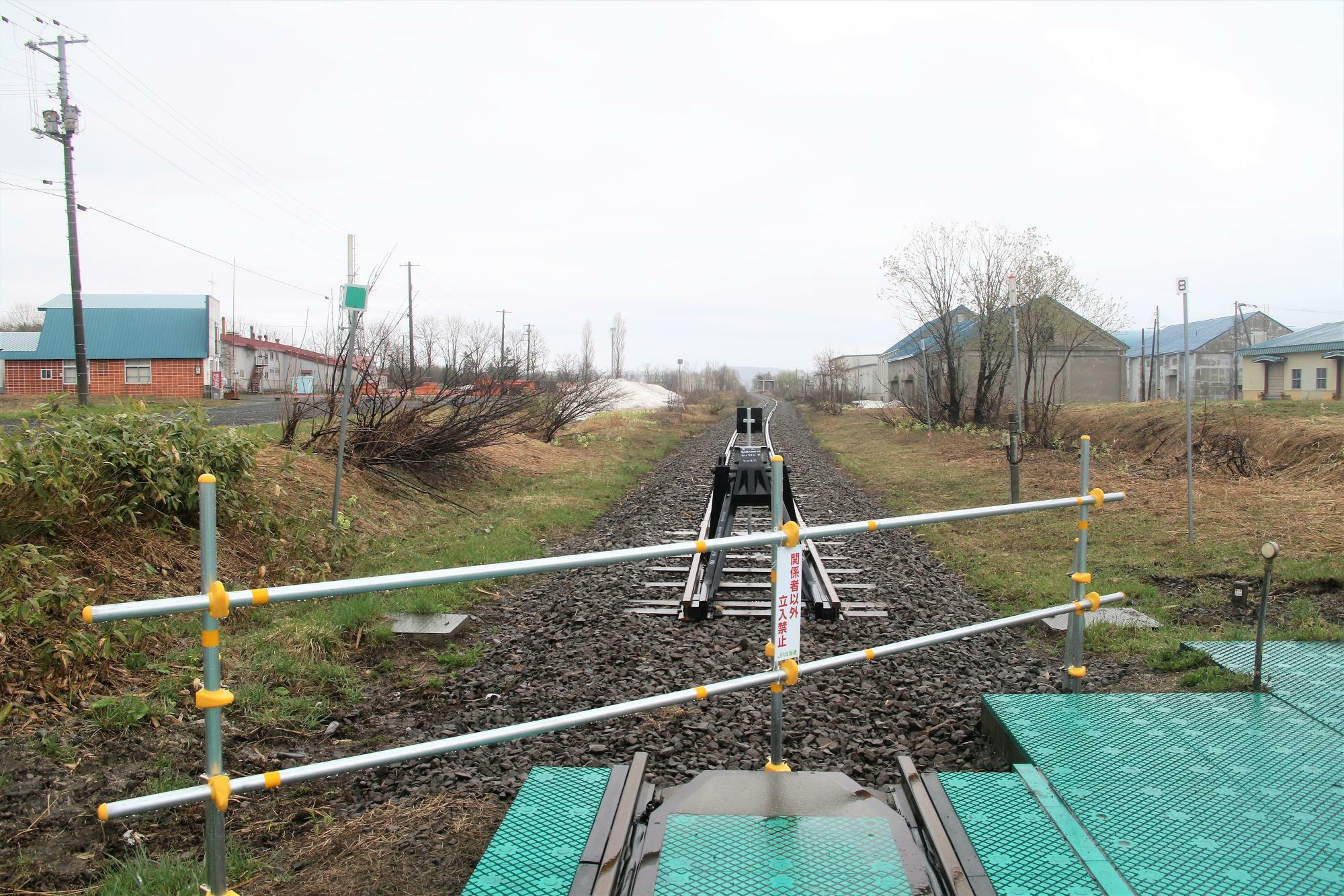 踏切跡から石狩沼田駅方向