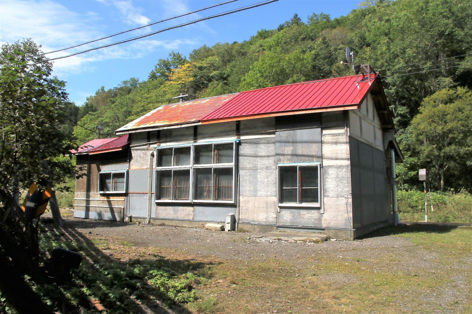 旧駅舎が詰所として使用