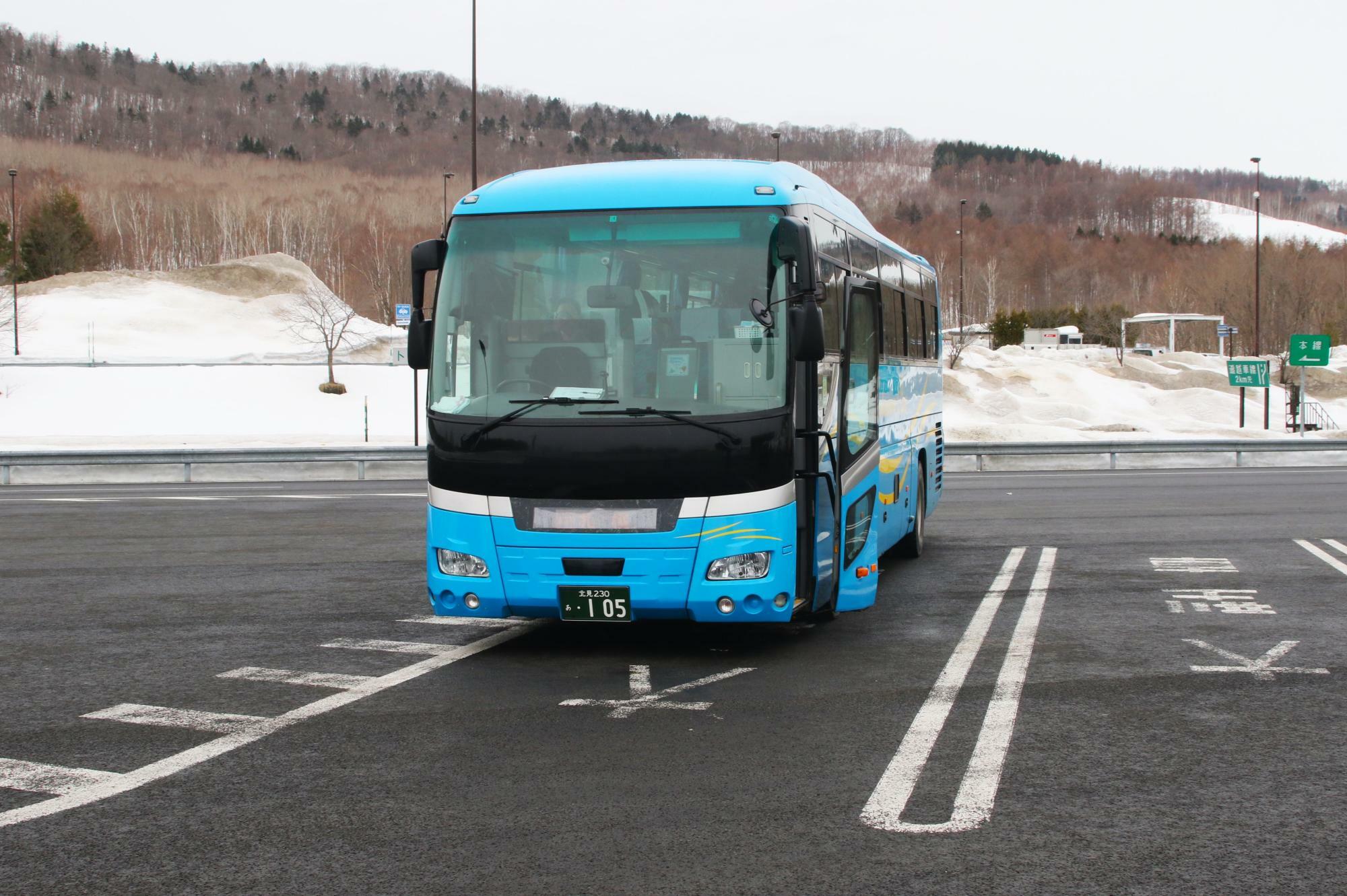 乗客のほとんどがトイレへ