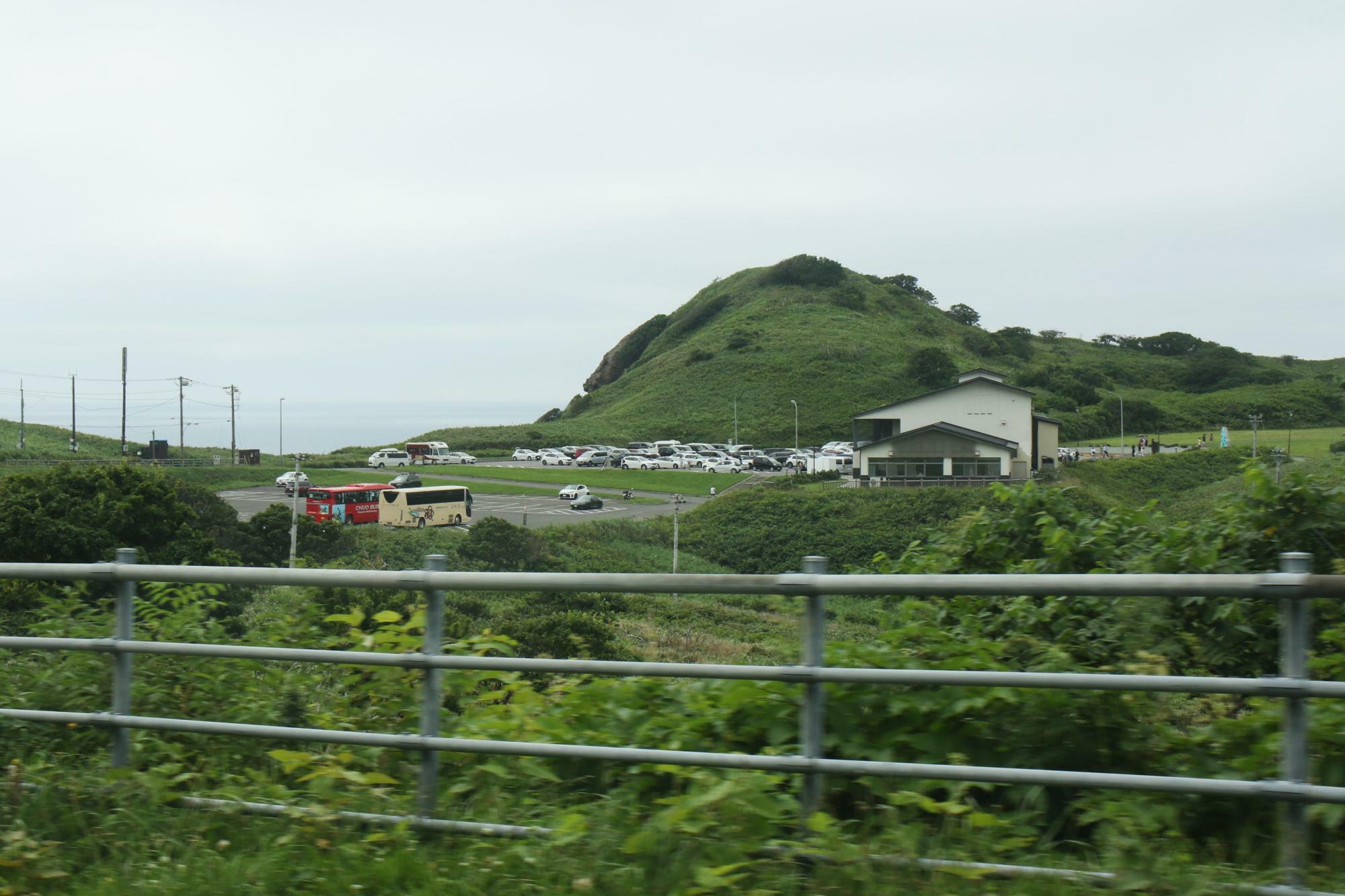 神威岬駐車場