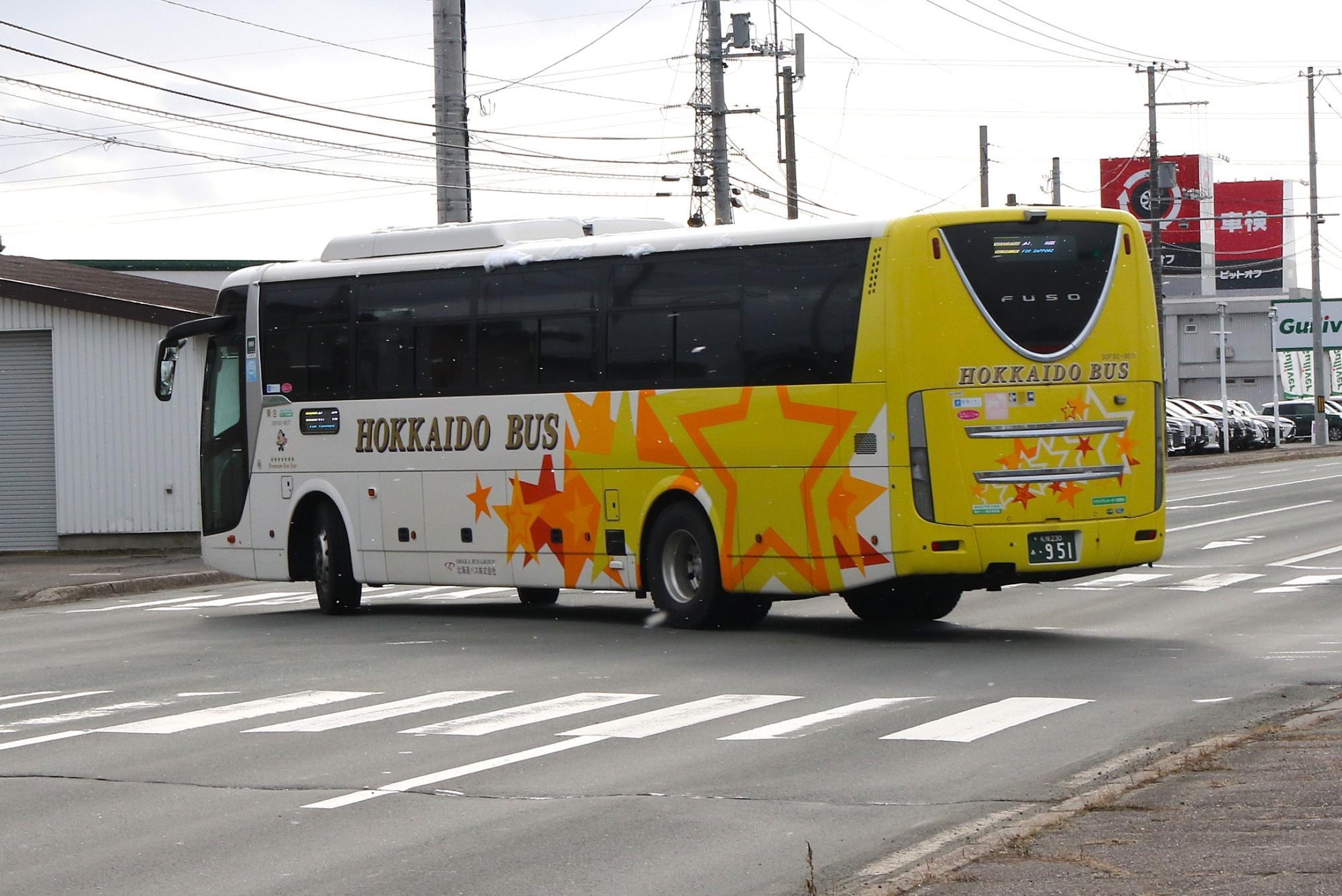 東武を出発する札幌行・北見特急ニュースター号