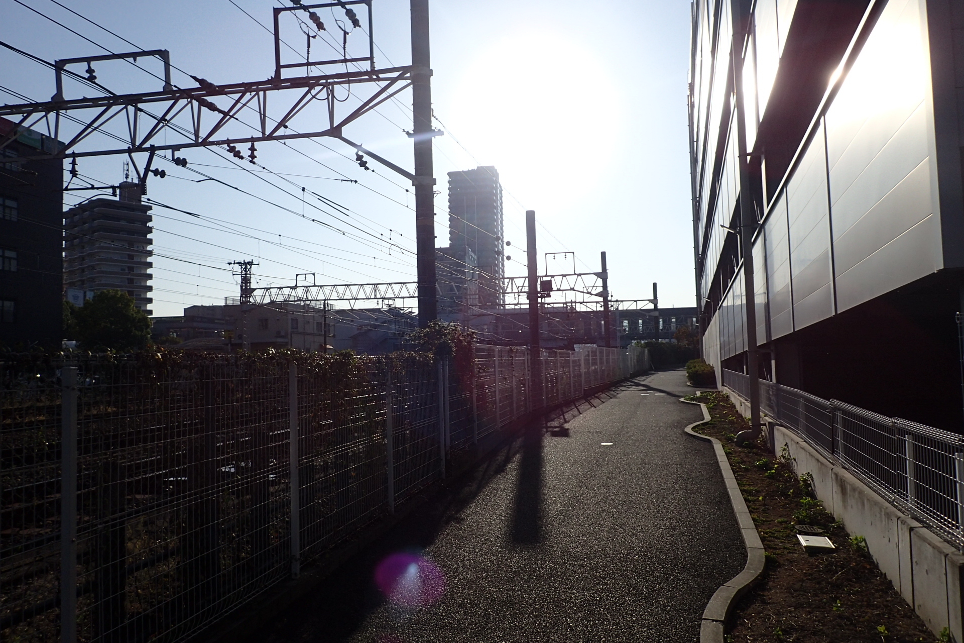タイルマン像前から、多治見駅方向を撮影