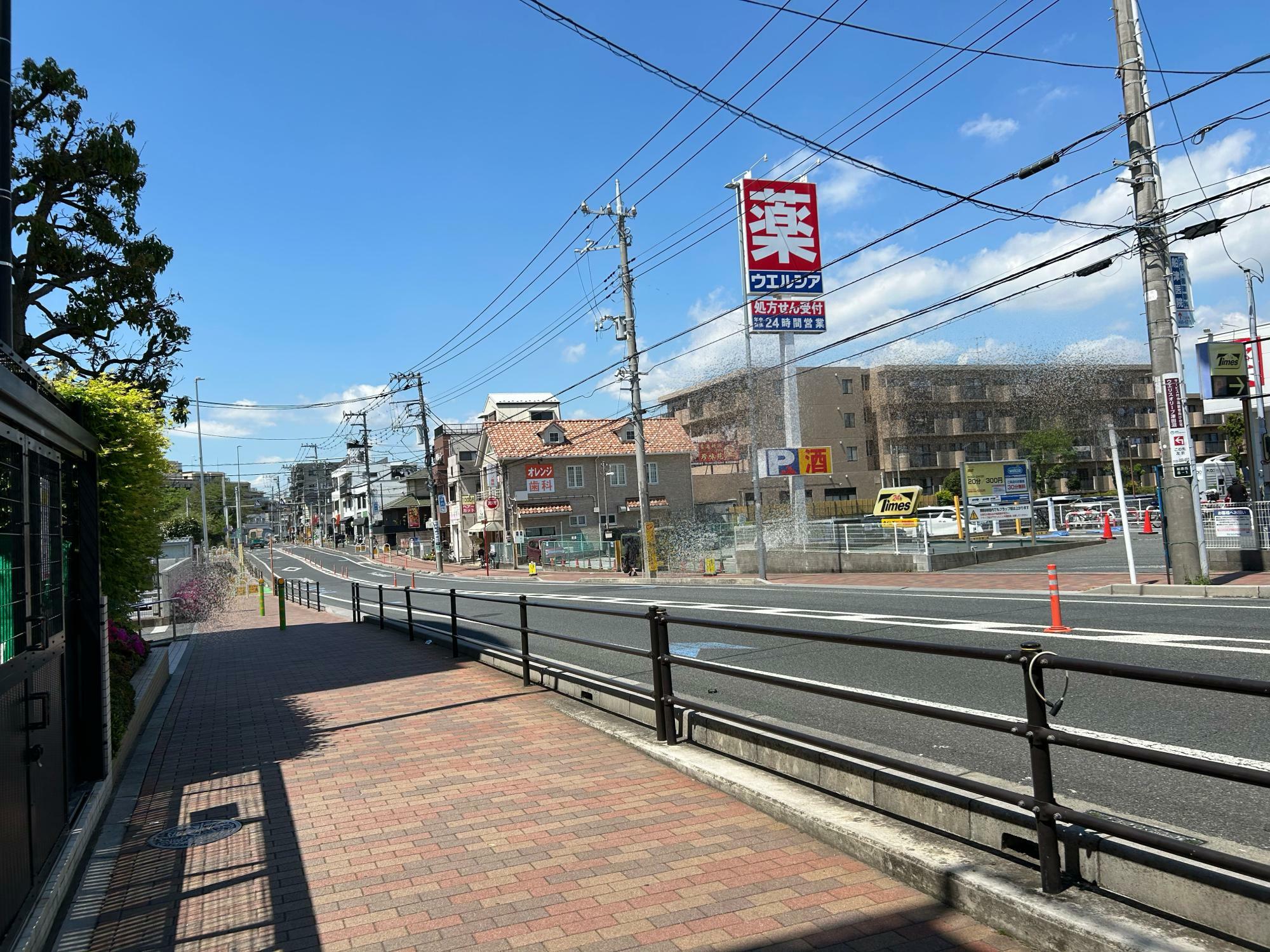 前原駅前の様子