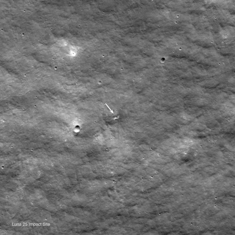 ルナ25号の墜落後と推定される月面画像©NASA’s Goddard Space Flight Center/Arizona State University