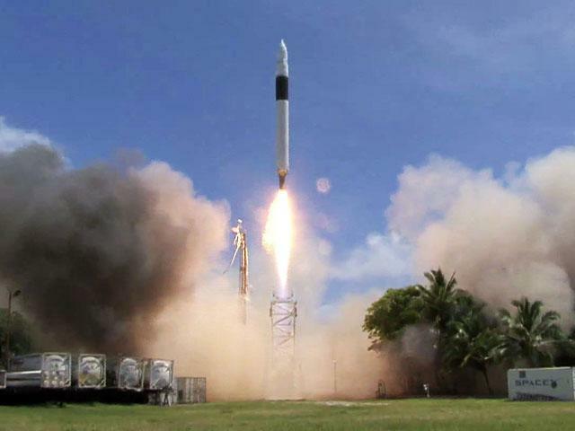 ファルコン1ロケット©SpaceX / Wikipedia