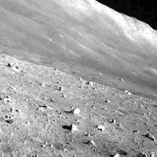 2度目の越夜後にSLIMが撮影した月面の風景©JAXA