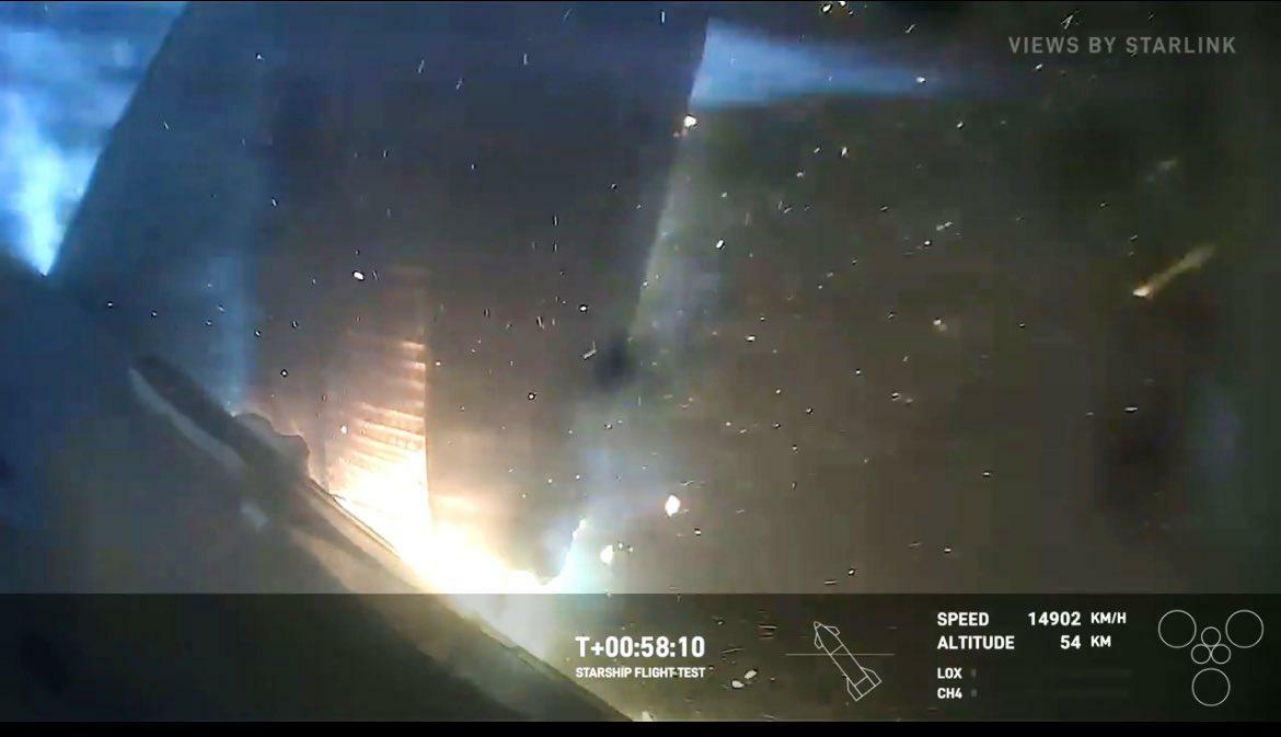 スターシップ打ち上げの様子 出典:SpaceX