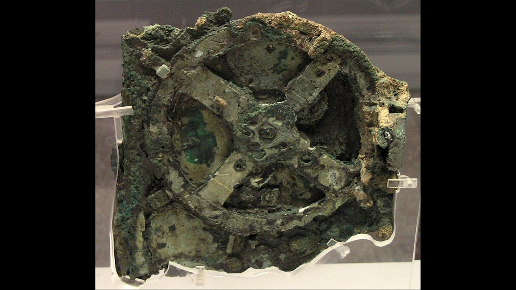 古代に作られた天文コンピュータ「アンティキティラ島の機械 古代に作られた天文コンピュータ「アンティキティラ島の機械