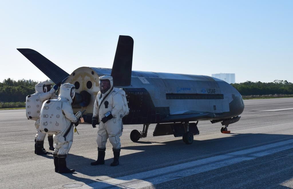 JAXA×BIZ NEWS】民間7社と共同で、体験型ストアb8ta(ベータ)にて