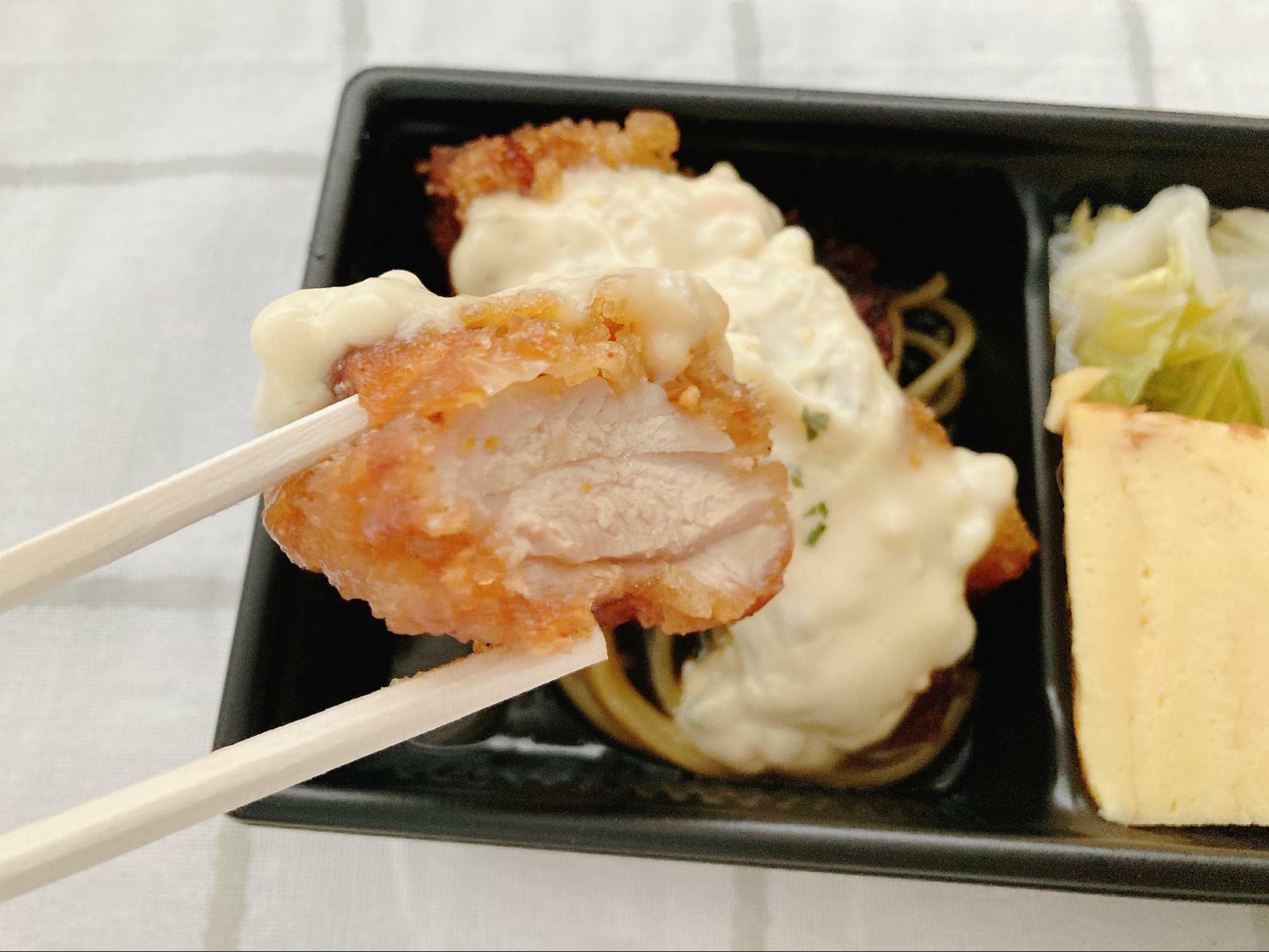 人気ナンバー1のチキン南蛮弁当