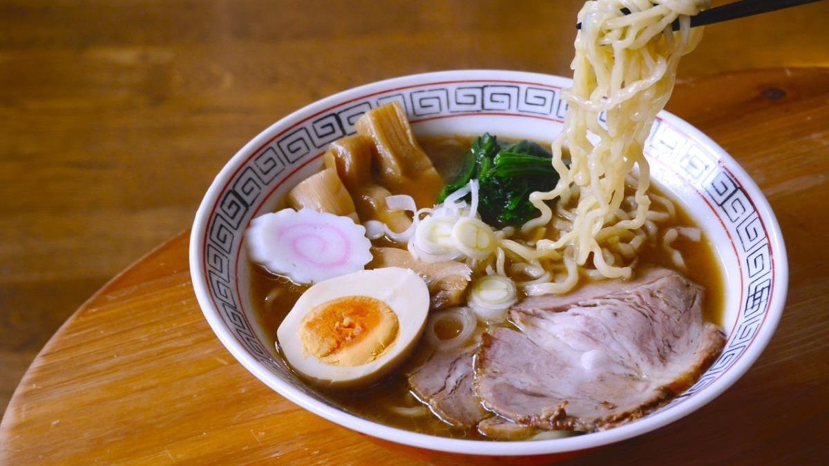 人生に悩んでいる人へ。ブッダの名言「たった一度の食事も 人生に悩んでいる人へ。ブッダの名言「たった一度の食事も
