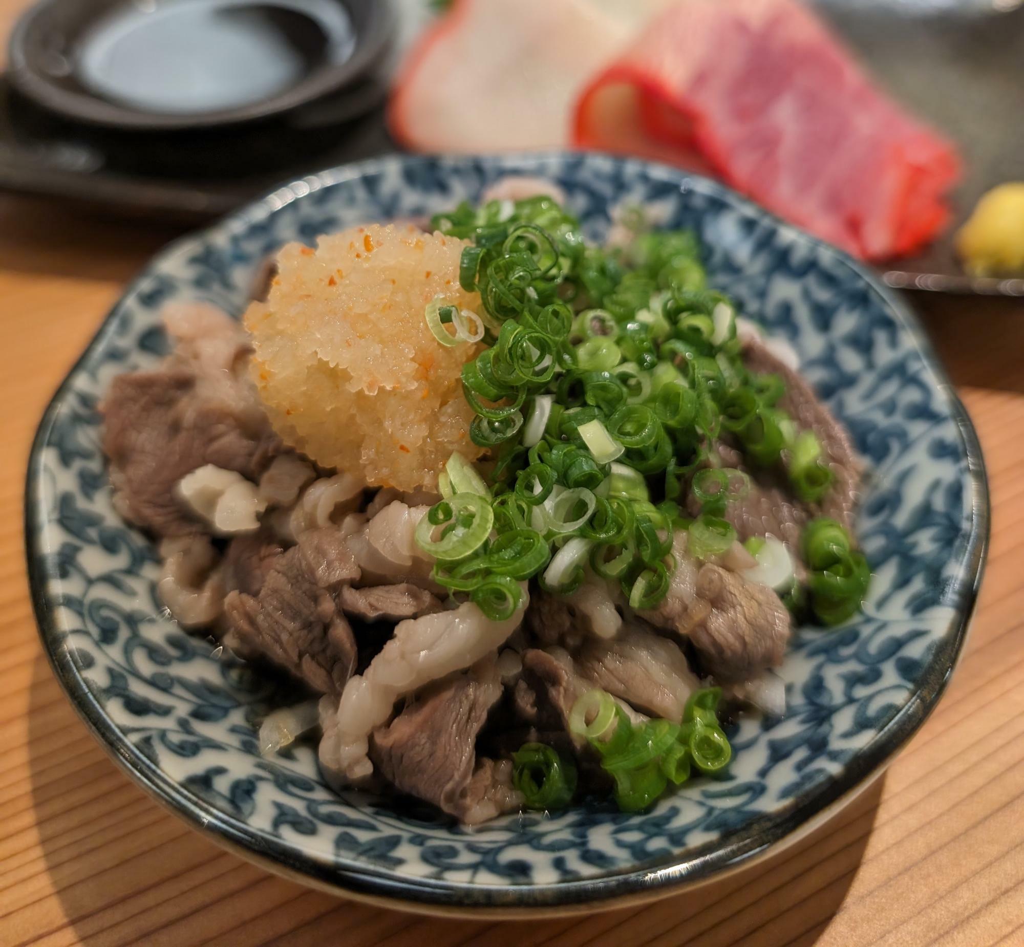 鹿肉の湯引き 590円