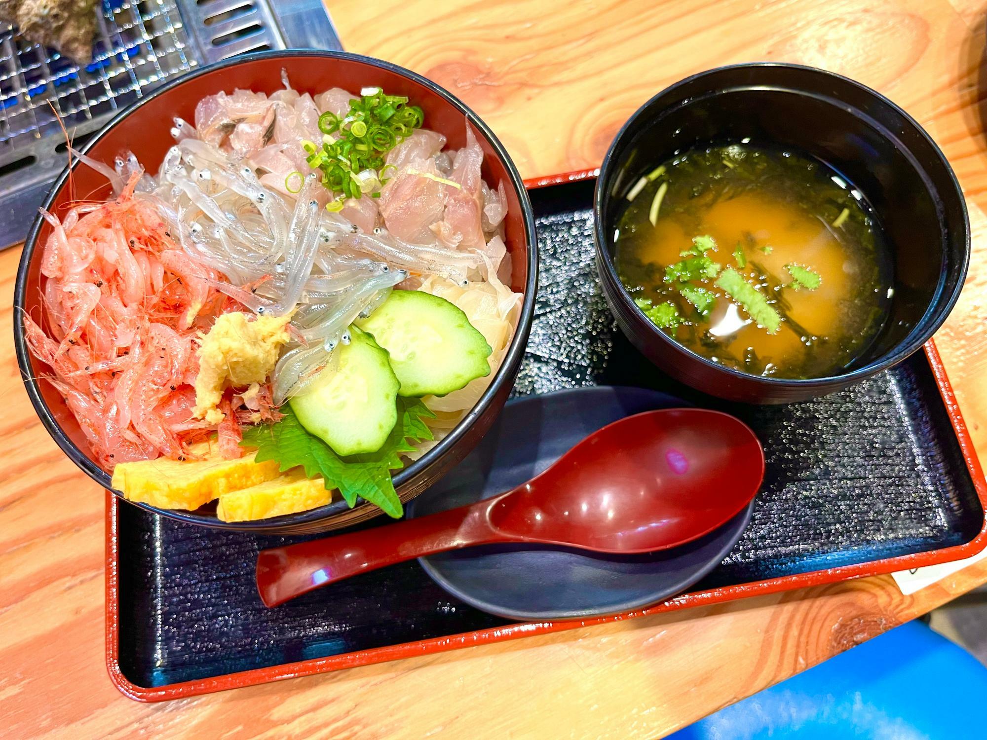 沼津市】海鮮&浜焼きを堪能するならココ！沼津港にある「かもめ丸