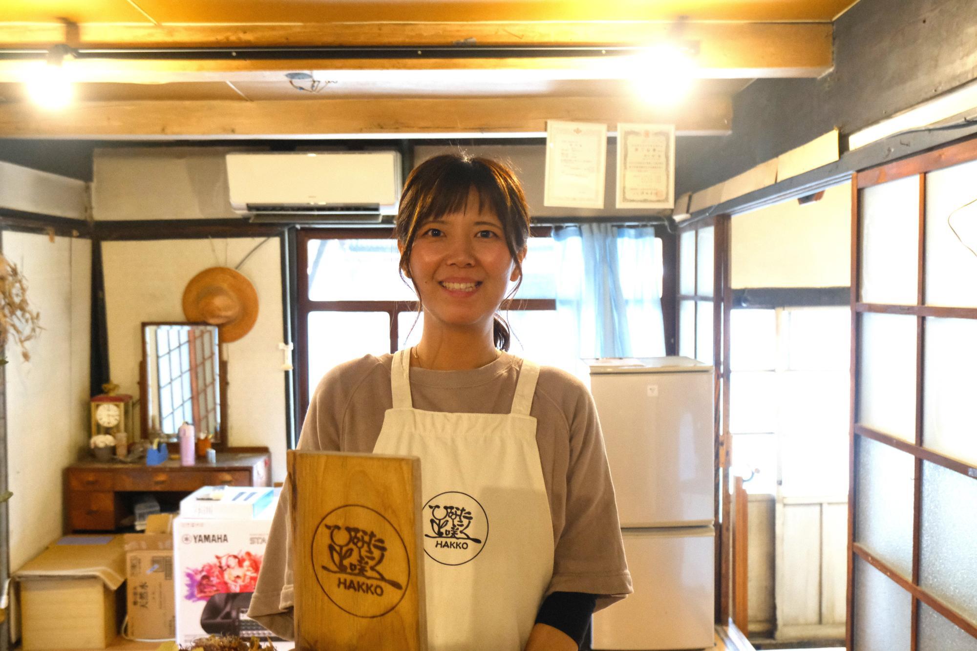 店主の清水 亜佑美さん