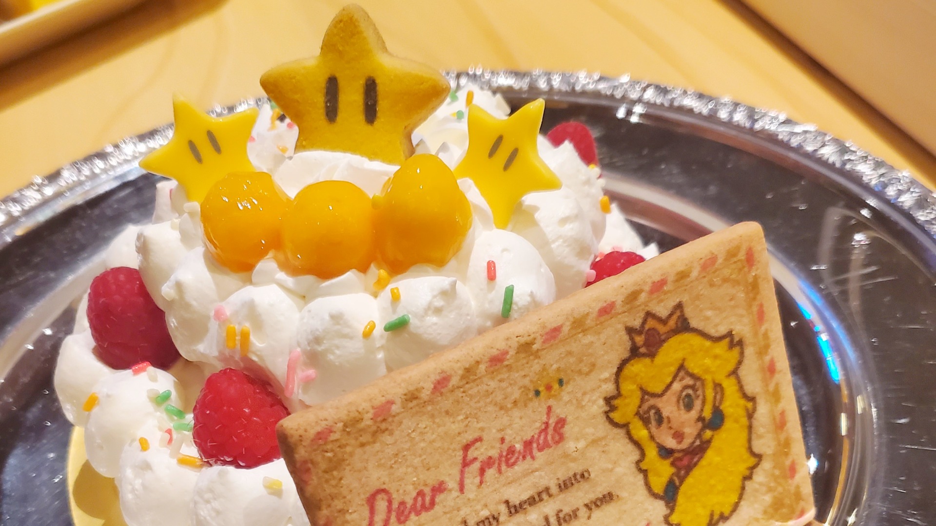 USJ】ユニバでお誕生日を祝うなら「キノピオカフェ」ピーチ姫のミニ