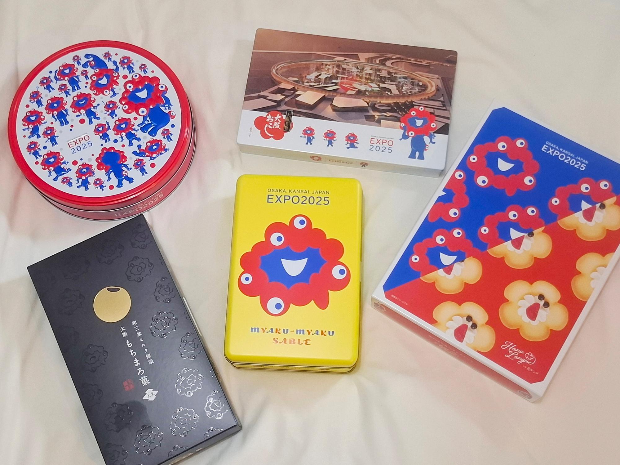 万博】大阪限定のあのお菓子をミャクミャクがジャック！缶や