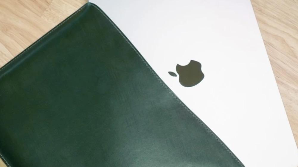 革好きMacユーザー必見】MacBook Air用ブライドルレザースリーブ 革好きMacユーザー必見】MacBook Air用ブライドルレザースリーブ