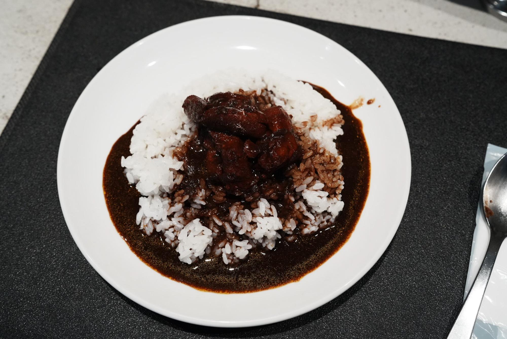 夏はホットなカレーで身体の中から温めよう！伝統受け継がれる