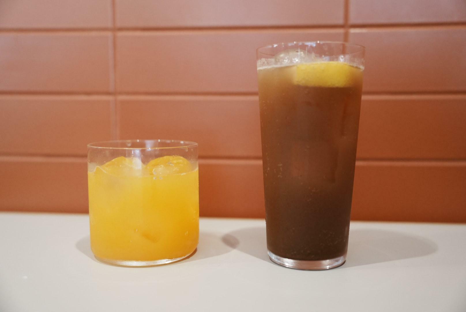 TOSSOのオレンジジュース、HOBAのクラフトコーラ