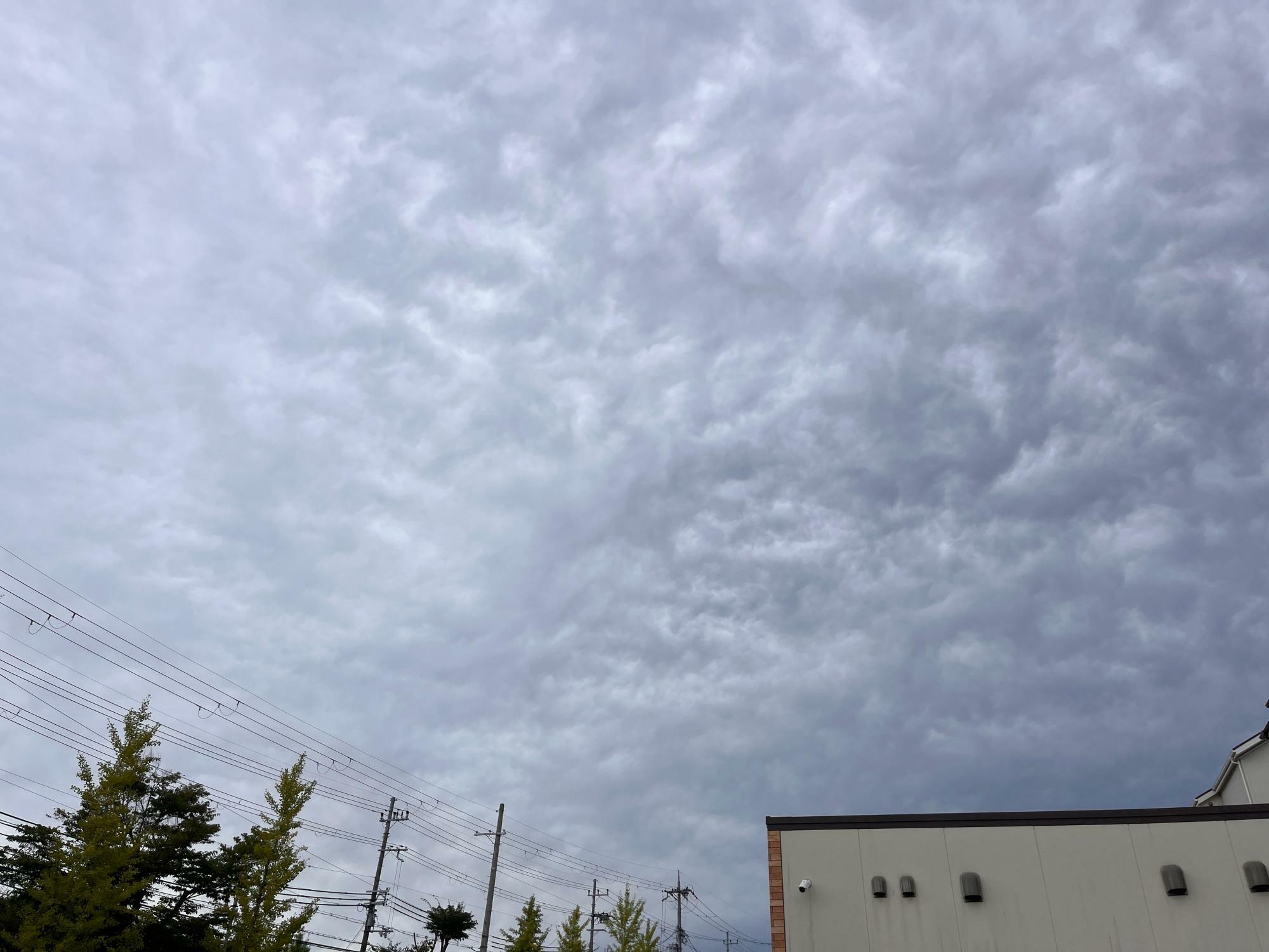 浦堂本町付近の雲の様子