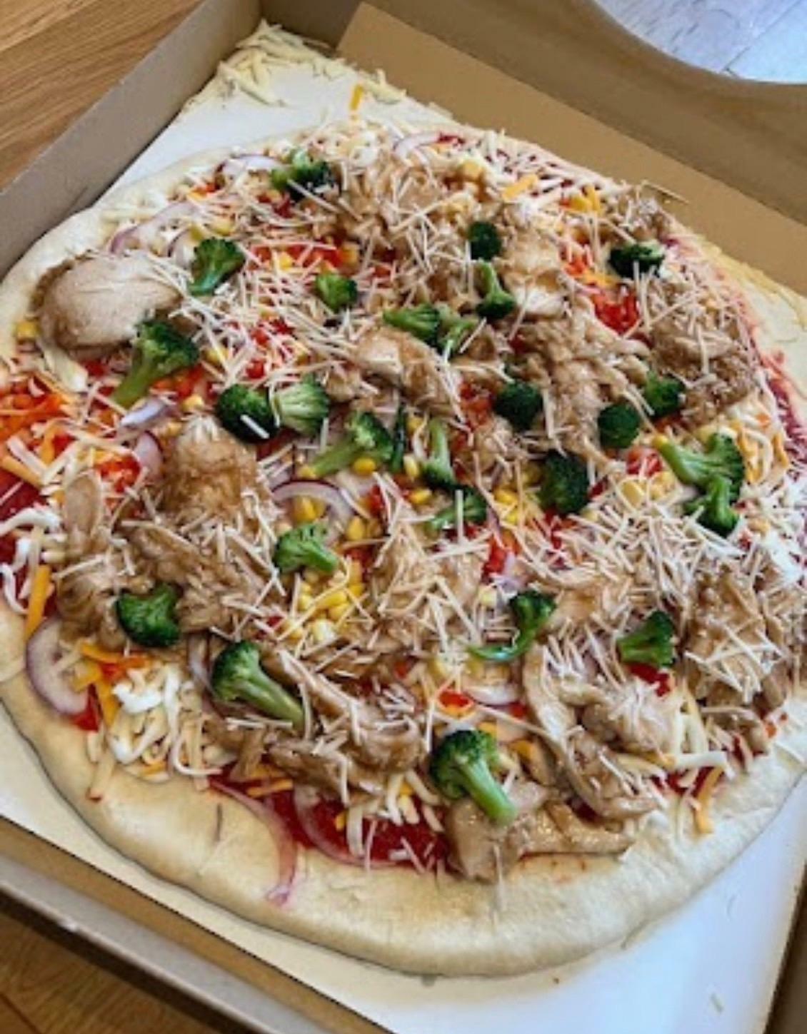 このピザは現在は販売してません。大きさのイメージです。