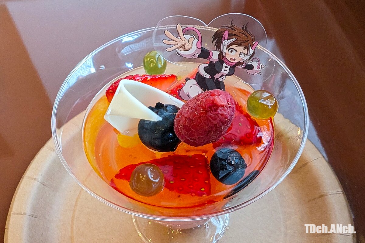 お茶子の”ゼログラビティ” モチモチ苺ムース＆ぷるるんレモンゼリー　900円