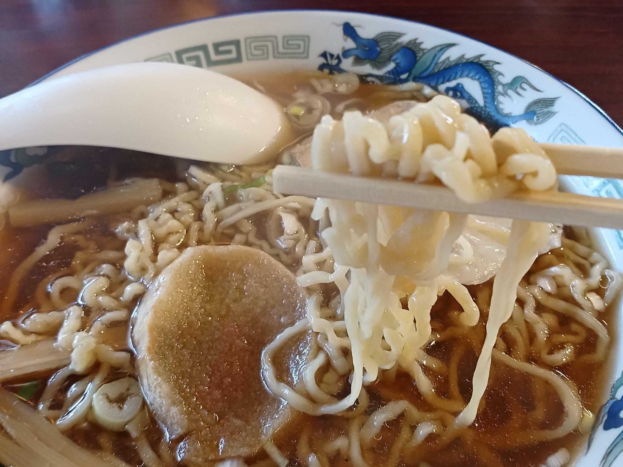 麺は自家製麺