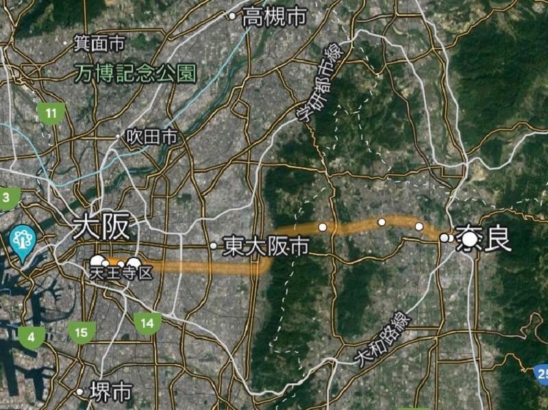 近鉄奈良線のルート（画像：Google Maps）