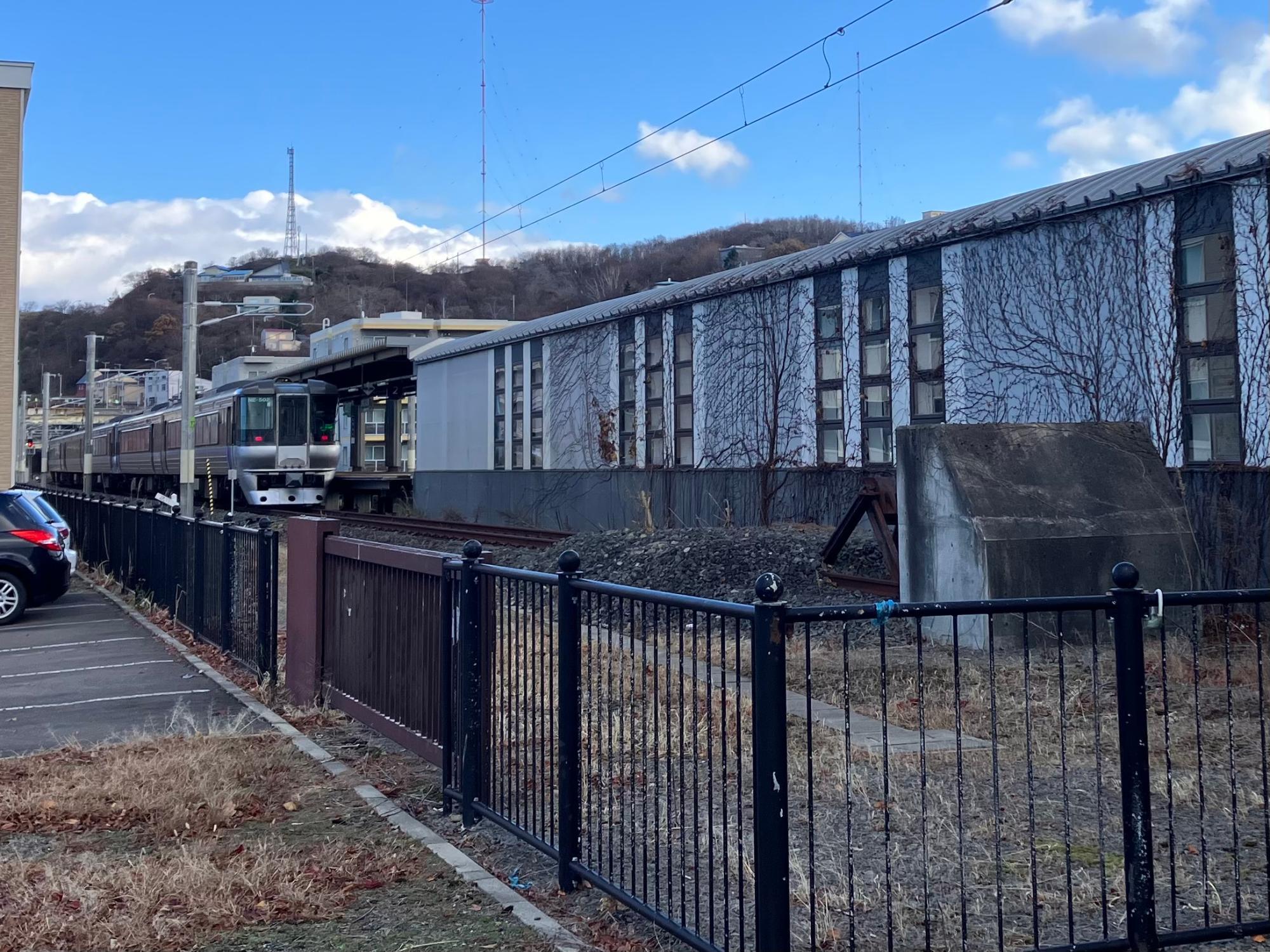 室蘭駅に到着した特急すずらん号（筆者撮影）