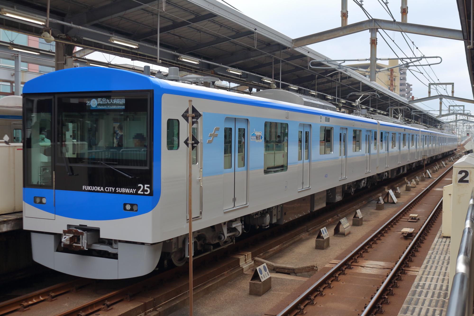 11月29日から営業運転が開始される福岡市営地下鉄の新形4000系電車（写真：PM1511 CC BY-SA 4.0）