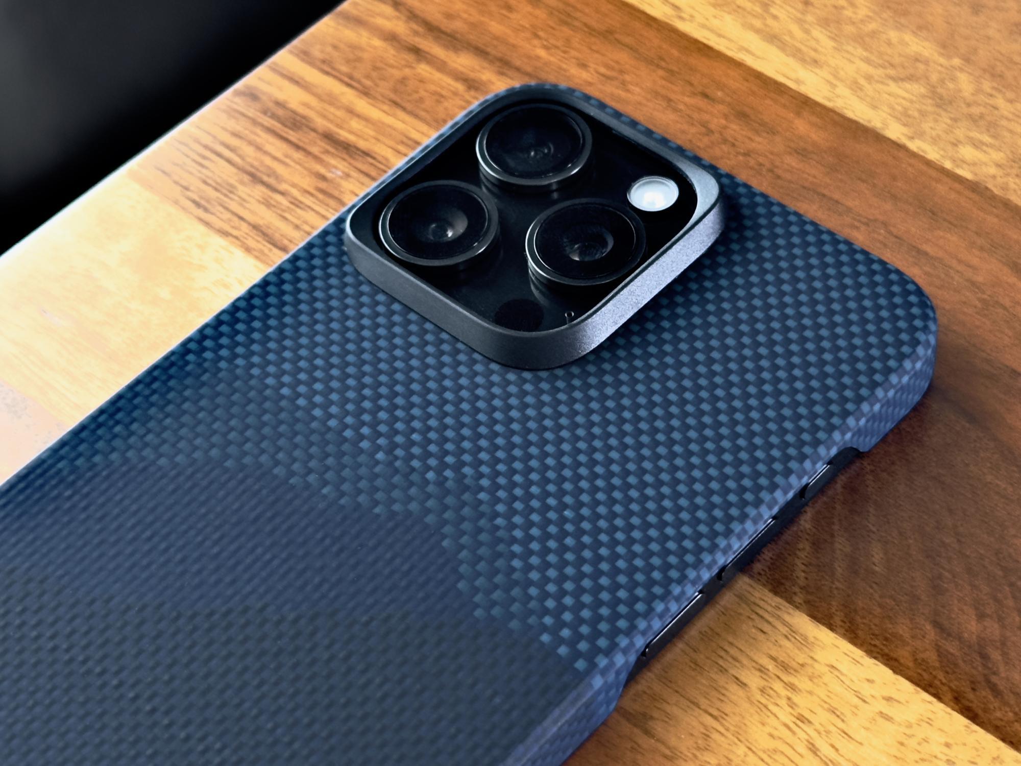 かっこいい薄型軽量 iPhone15ケース PITAKA StarPeak MagEZ Case かっこいい薄型軽量 iPhone15ケース PITAKA StarPeak MagEZ Case