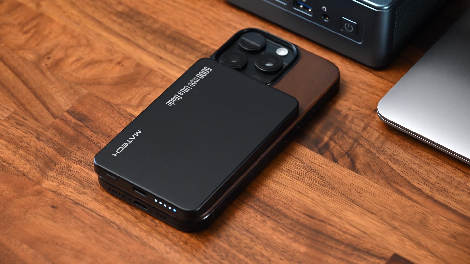 MATECH MagOn Ultra Blade 5000をレビュー！ありえんほど薄いQi2