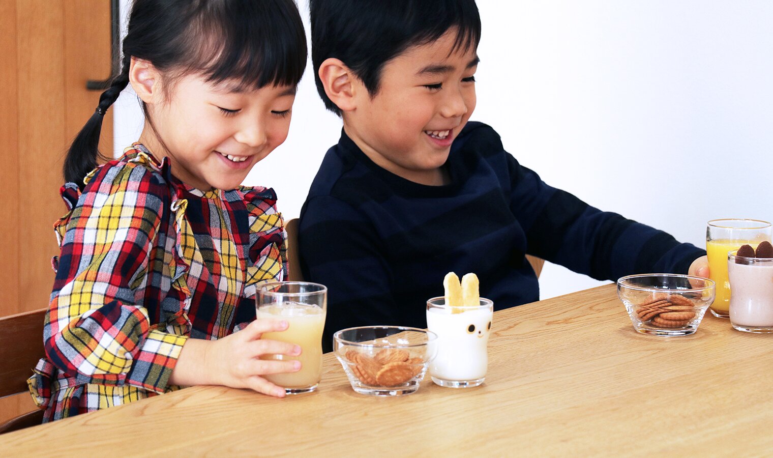 写真:アデリア　硝子食器のある暮らし【子供のためのグラス〜つよいこグラス〜】