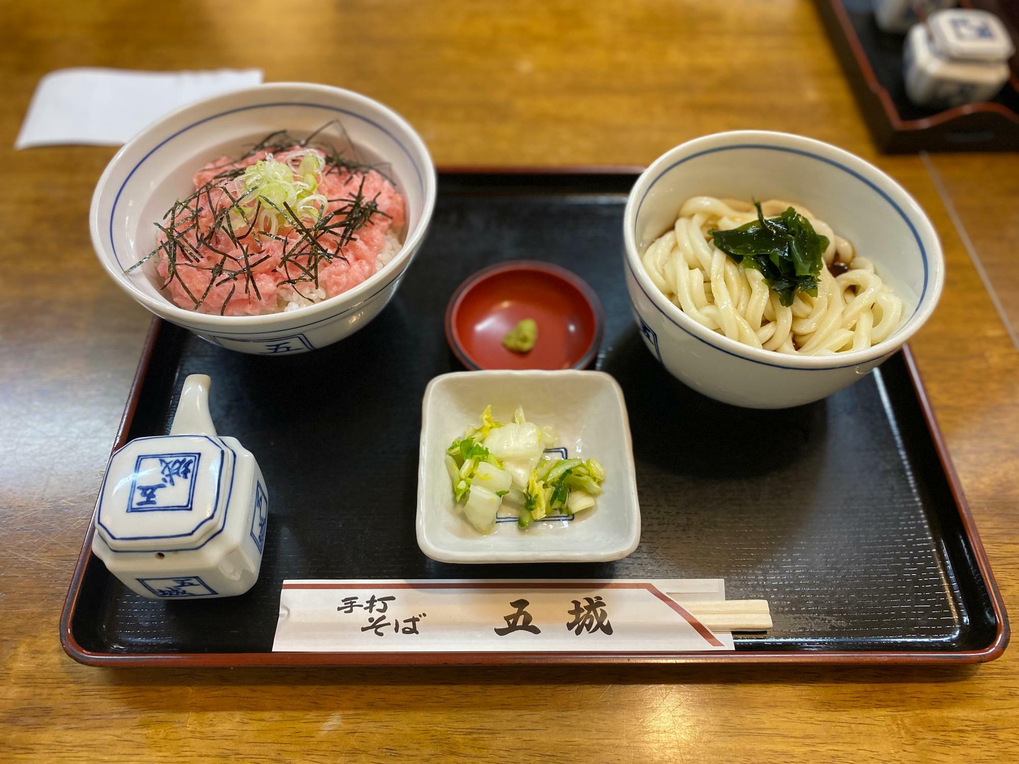 名古屋市中区】御園座近くの老舗うどん屋さん「五城」コスパ抜群で