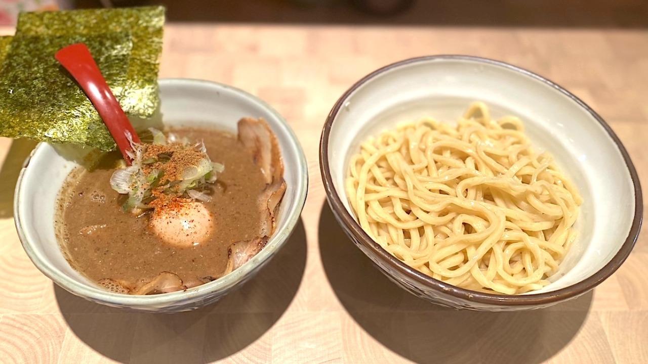 【名古屋市中村区】煮干し好き必見！にぼしラーメン88本店の濃厚「でら煮干しつけ麺」（土庄雄平） - エキスパート - Yahoo!ニュース