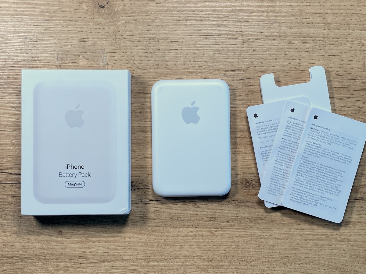 アップルのモバイルバッテリー「MagSafeバッテリーパック」がやってきた!(塚本直樹) - エキスパート - Yahoo!ニュース アップルのモバイルバッテリー「MagSafeバッテリーパック」がやってきた!(塚本直樹) - エキスパート - Yahoo!ニュース