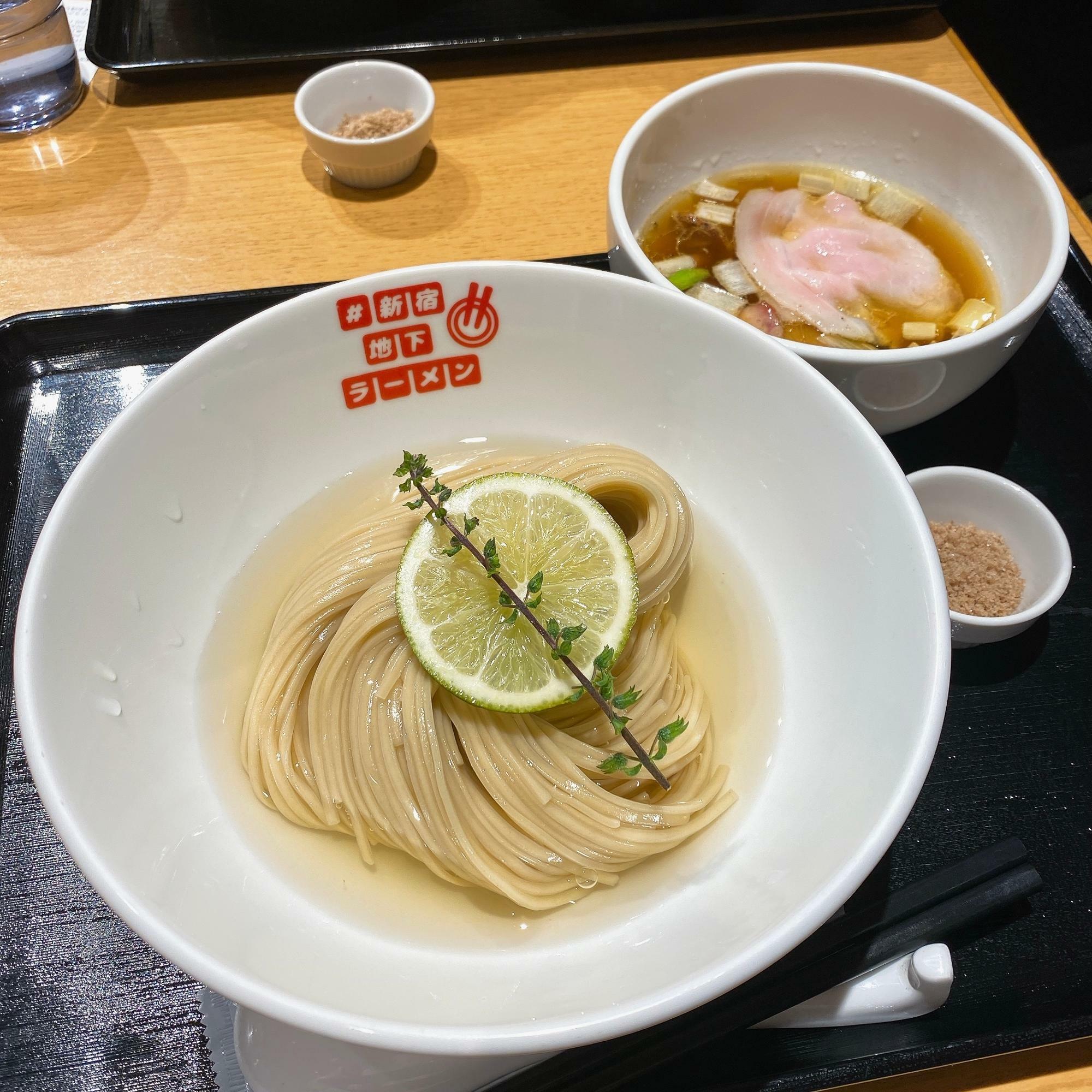 昆布水のつけ麺、醤油(¥1,200)